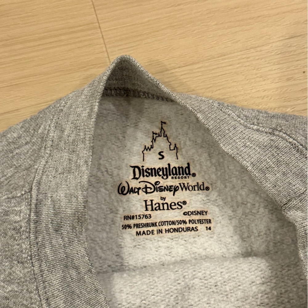 Disneyland oversized grey crew long sleeves sweat shirt top - Picture 2 of 4
